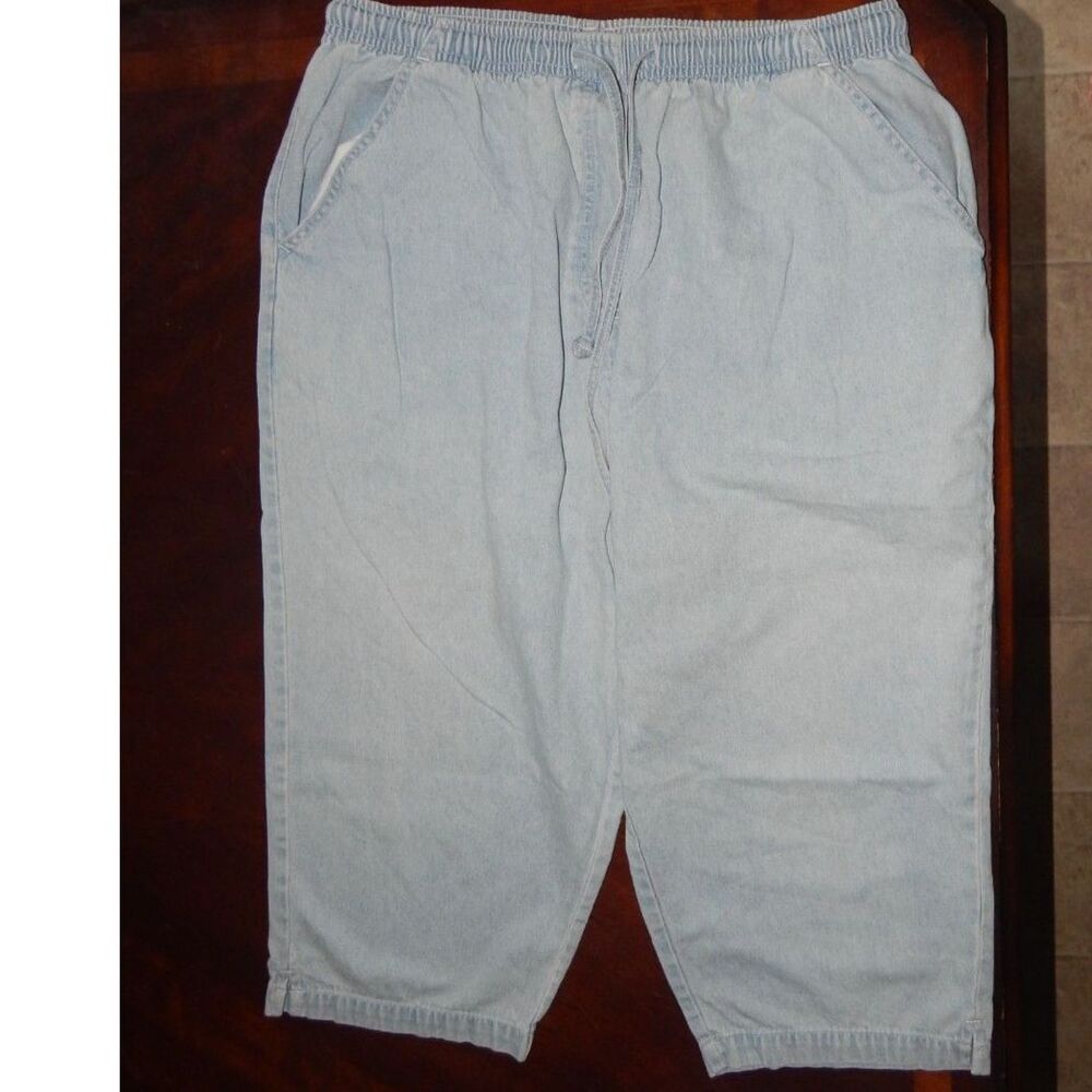 Classic Elements Women's Plus XL 18-20 vintage Light Blue Denim Capris Crop Pant
